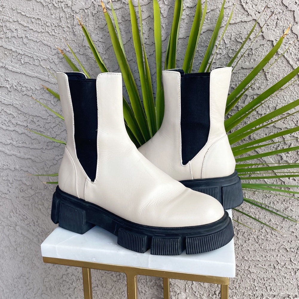 ZARA Off-White Cream Lug Sole Boots Flat Leather Ankle Boots Track Sole Boots